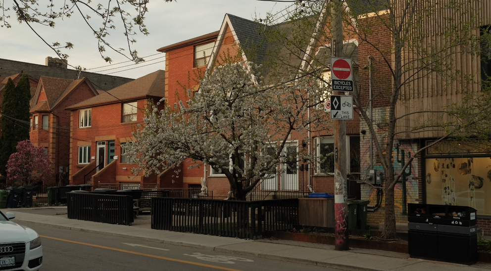 Street scene — dragging my Fuji everywhere